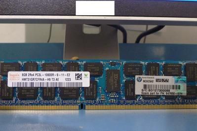 Hewlett Packard Enterprise - 8GB (1x8GB) Dual Rank x4